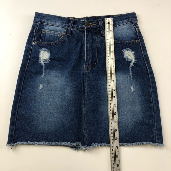 Distressed denim dark wash jean mini skirt -  Small - Picture 3 of 7